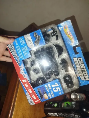 Hot Wheels Custom Motors Batman Batmobile Batmovel Tumbler (Usado)