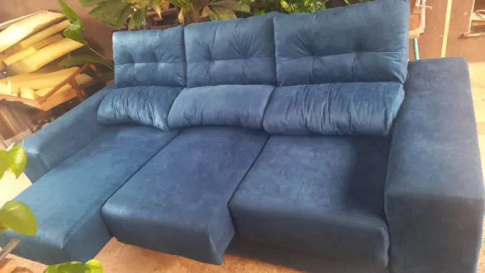 Vende sofá novo criação própria 