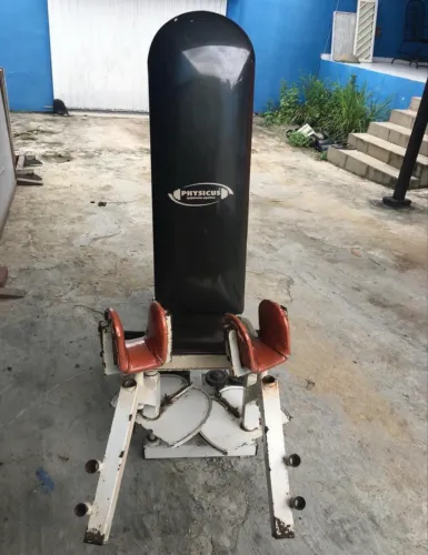 Equipamentos de academia profissional - adutora abdutora + puxada alta + abdominal