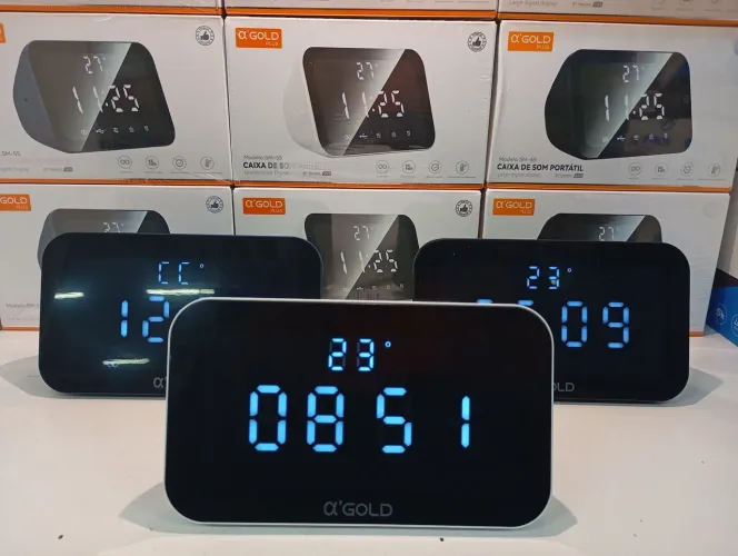 Caixa de Som Bluetooth com Relógio Digital LED ? Gold SM-55 Nova