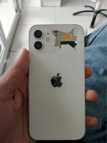 iPhone 12