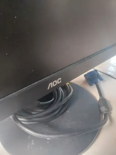 Monitor AOC bivolt