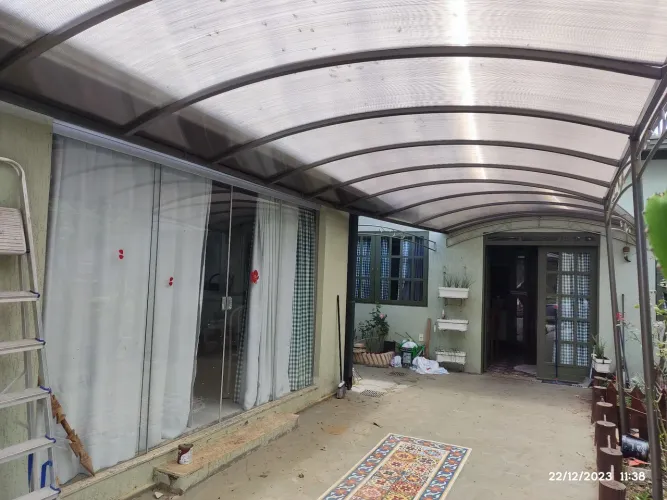 Coberturas, estruturas e divisórias