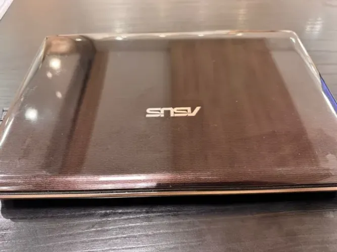 Notebook Asus i3 SSD240Gb