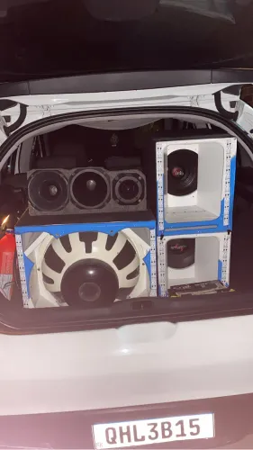 Som automotivo