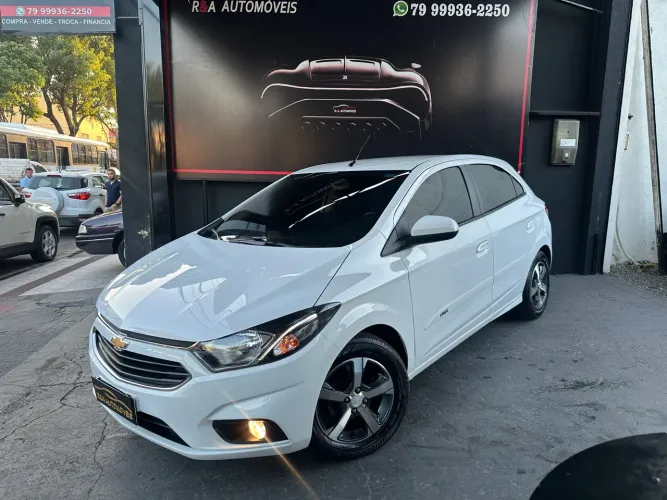 Chevrolet Onix Hatch LTZ 1.4 8V Flex Aut. 4P 2017