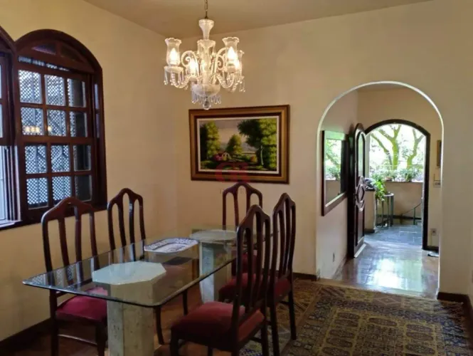 Casa à venda, 4 quartos, 1 suíte, 4 vagas, Jardim América - Belo Horizonte/MG