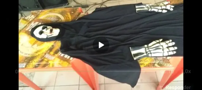 Fantasia carnaval caveira 