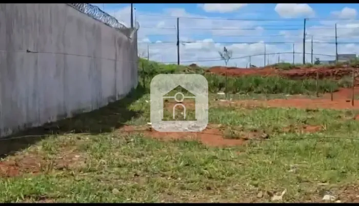 Terreno para venda no bairro Novo Mundo