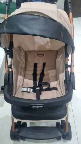 Carrinho de bebê burigotto modelo mon amour