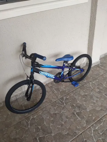 Bicicleta infantil , aro 20 .
