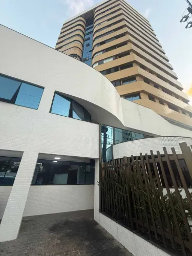 Mansão Jussara Cunha 3/4 sendo 3 suítes - 210m2 - no Garcia [14230]