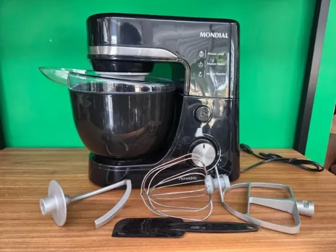 Batedeira Planetária Mondial - 220W