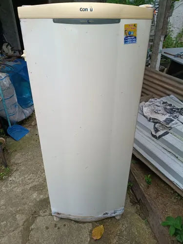 Geladeira Consul 220 v 