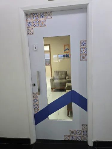 Porta 210cm por 90cm