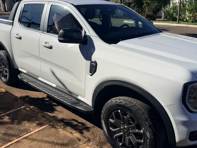 Ford Ranger Black 2.0 4X2 CD TB Diesel Aut. 2025