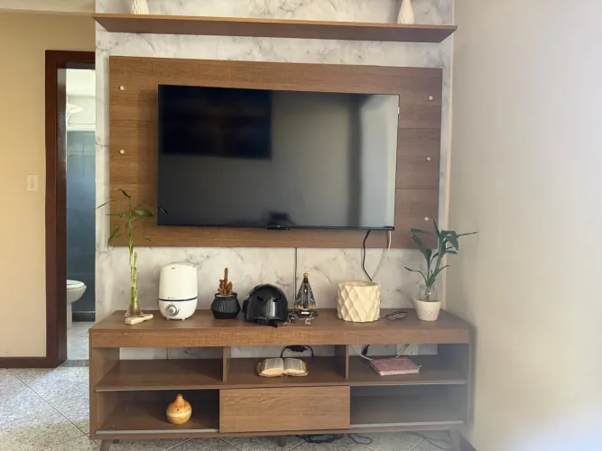 Vende-se painel com rack