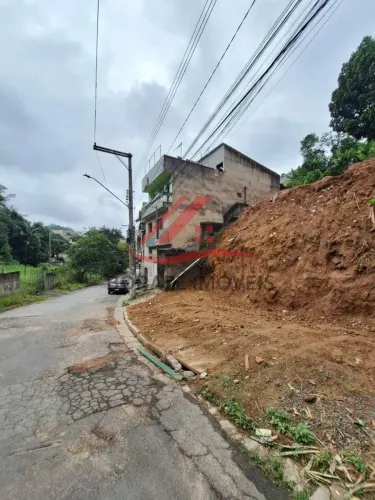 Terreno com 227m² para venda no Jardim Cerqueira Leite em Mauá