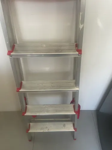 Escada cinco degraus