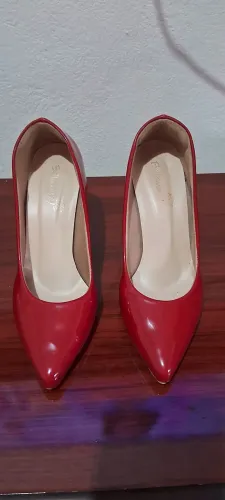 Scarpin vermelho n° 34