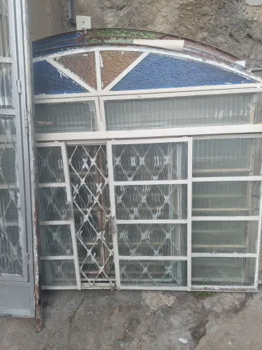 Janelas em ferro e vidro 