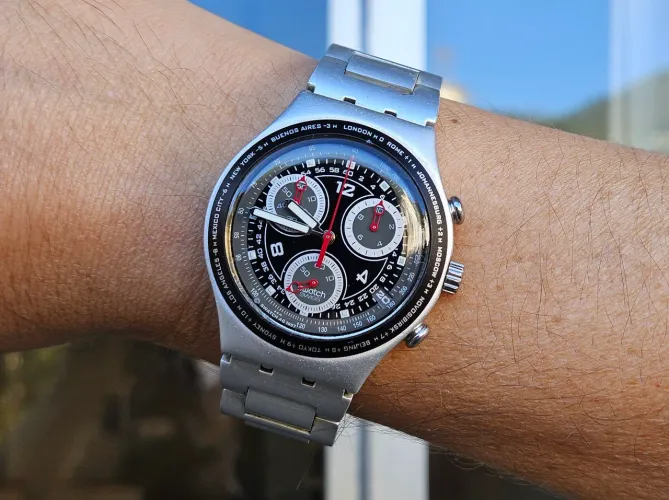Relógio SWATCH Irony de Alumínio com Cronógrafo Original