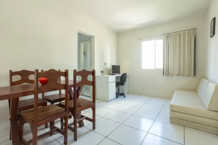 Apartamento 31 B, mobiliado c/ 1 quarto de frente em Boa Viagem - Recife - PE