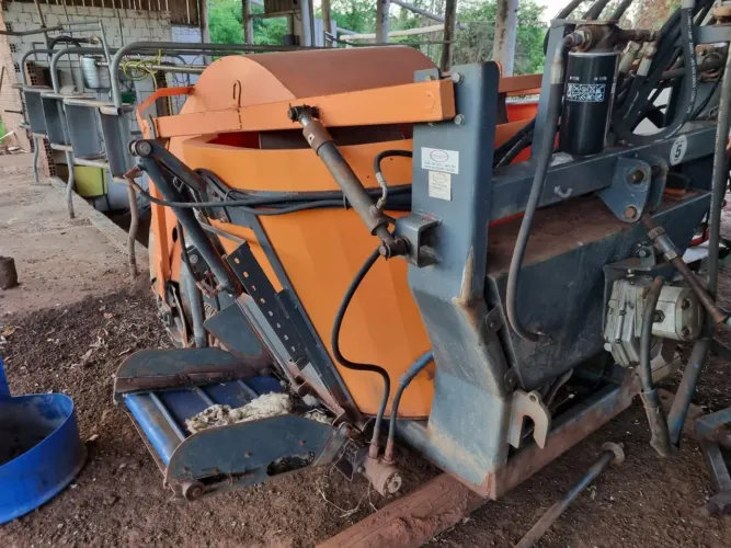 Vagão Misturador/Tratador de Ração Produmixer HD 1.8 - Ideal para Pecuária
