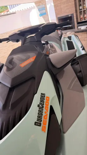 Jet ski seadoo se 170