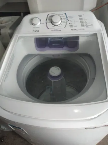 Máquina de lavar Electrolux Jet&Clean de 12 kg