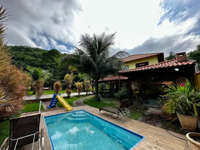 Casa Chácara para venda com 2000m e 4 quartos em Guaratiba - Rio de Janeiro - RJ