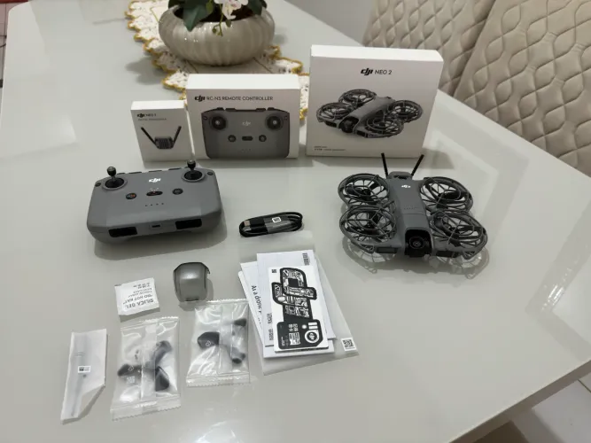 Drone dji neo 2 zero aberto apenas para conferir 