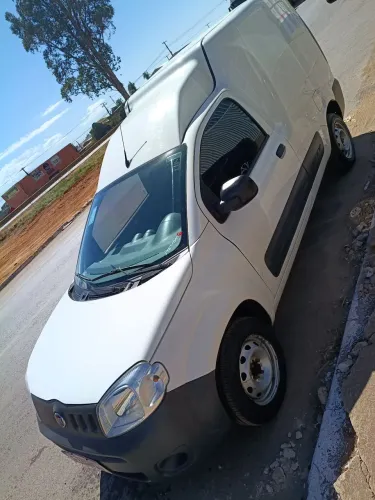Fiat Fiorino Furgão Work. Hard 1.4 Flex 8V 2P 2018