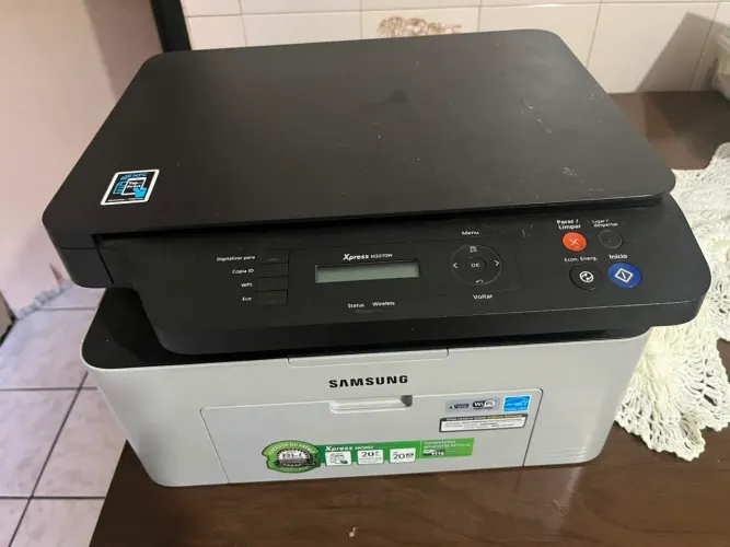 Impressora Samsung Xpress SL-M2070W em excelente estado!