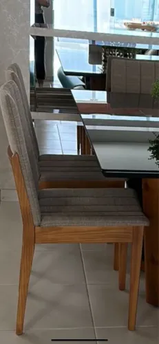 Mesa de jantar / Cidade de Franca