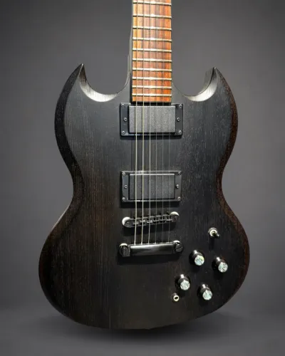 Guitarra SG SX Pirate