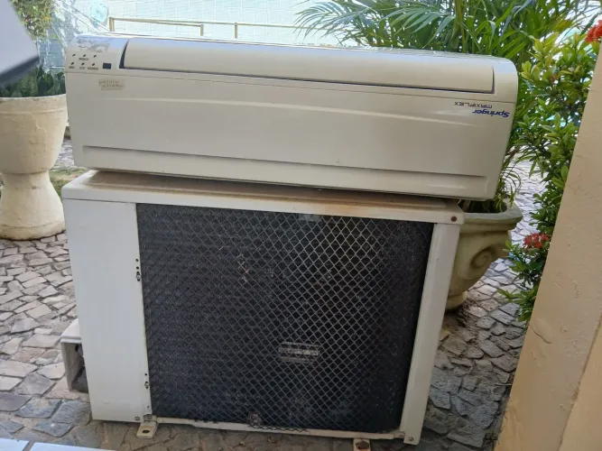 Ar condicionado semi novo