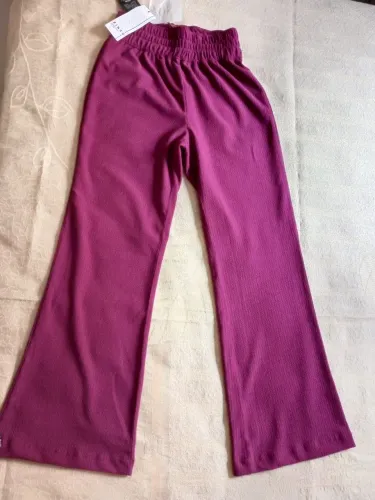 Calça flare marca Zinco