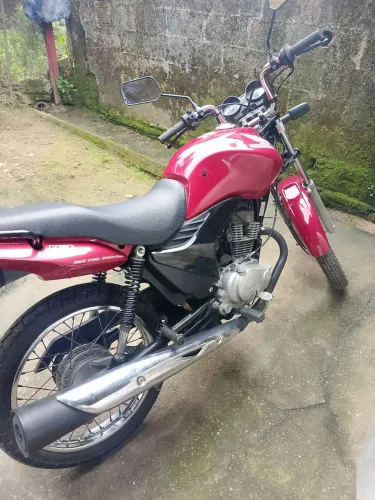 Moto muito boa 