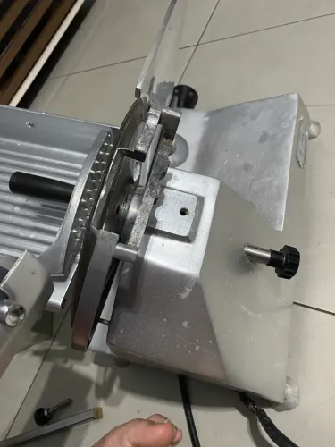 Cortador de frios 220v