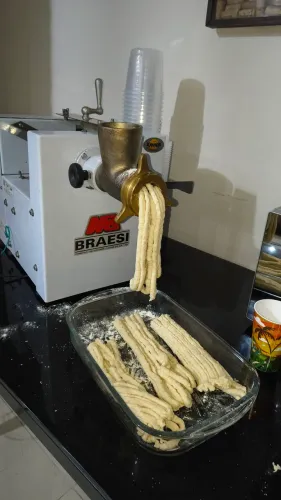 Vendedor de free lance na rua
