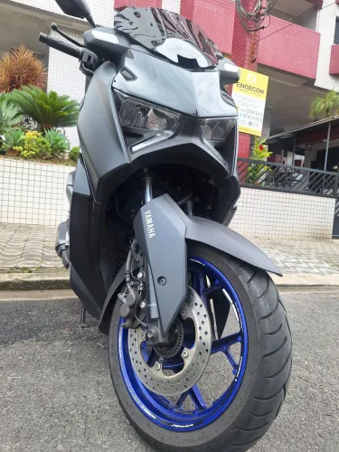XMAX 300 CONECT IMPECÁVEL