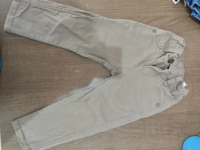 Calça jeans infantil