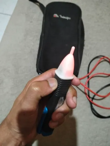 Kit Eletricista Profissional Minipa: Alicate Amperímetro ET-3201A + Caneta ezAlert Pro