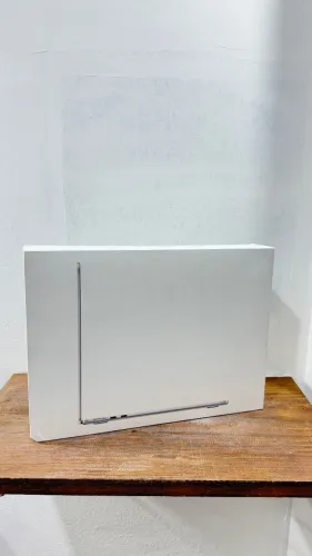 MacBook Air M4 256gb/16g Silver 13 polegadas - novo 