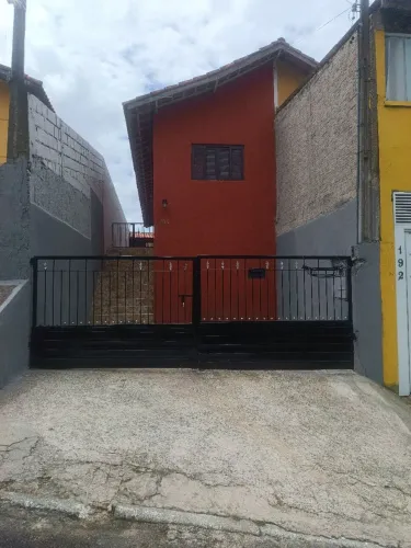 VENDO CASA INDIVIDUAL EM COTIA