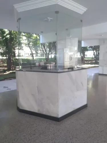 ALUGA - SE:  APT 3 quartos (1 suíte) - DUPLEX - com garagem - ASA SUL -  SQS 103 BL