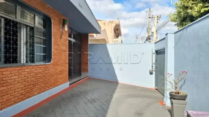 Casa residencial com 239,40m², Bairro Jardim Paulista, (Zona Leste), em Ribeirão Preto/SP.