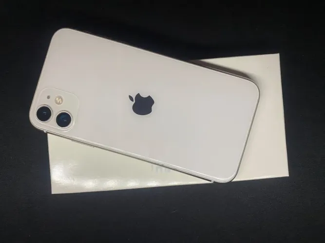 iPhone 11- 128Gb Impecável