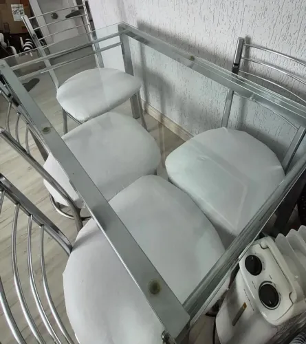 Mesa de jantar em alumínio 1,20 x 68